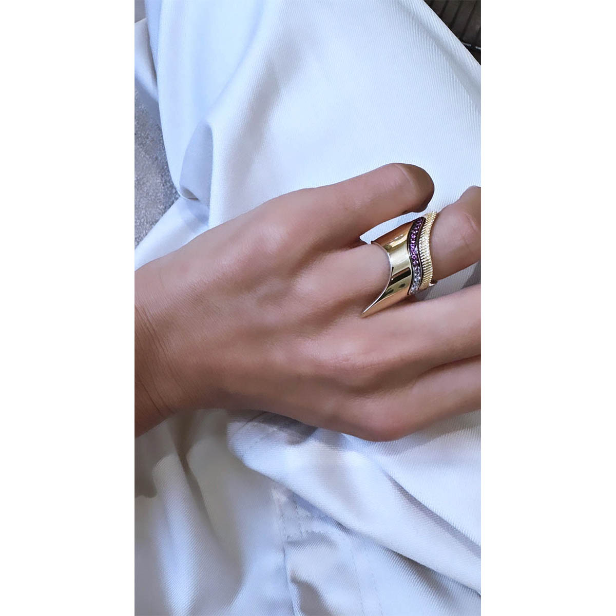 RING RAINBOW COLOR AND STRIATED